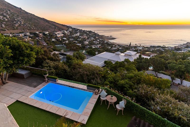 6 Bedroom Property for Sale in Llandudno Western Cape